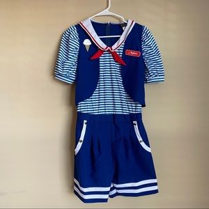 Robin Buckley’s Scoops Ahoy Costume